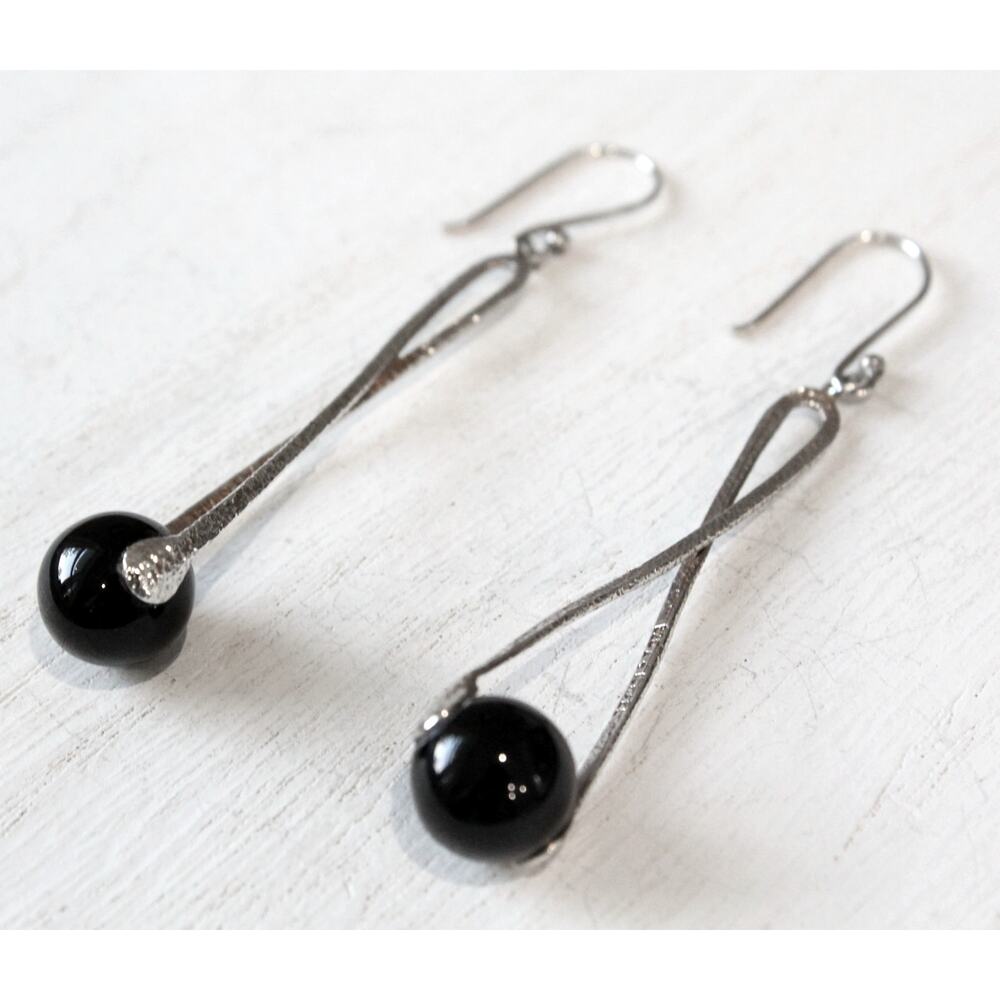 Vintage Handcrafted Sterling Silver Twist Drop/Dangle Earrings w/ Black Onyx